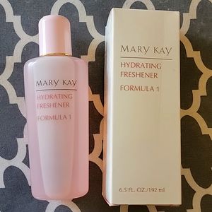 Mary Kay Hydrating Refresher formula 1 nwb discontinued stock.
